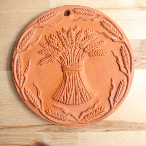 Vintage Round Bread Warmer Stone - Picture 1 of 3
